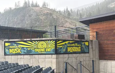 Exterior Signage Photo